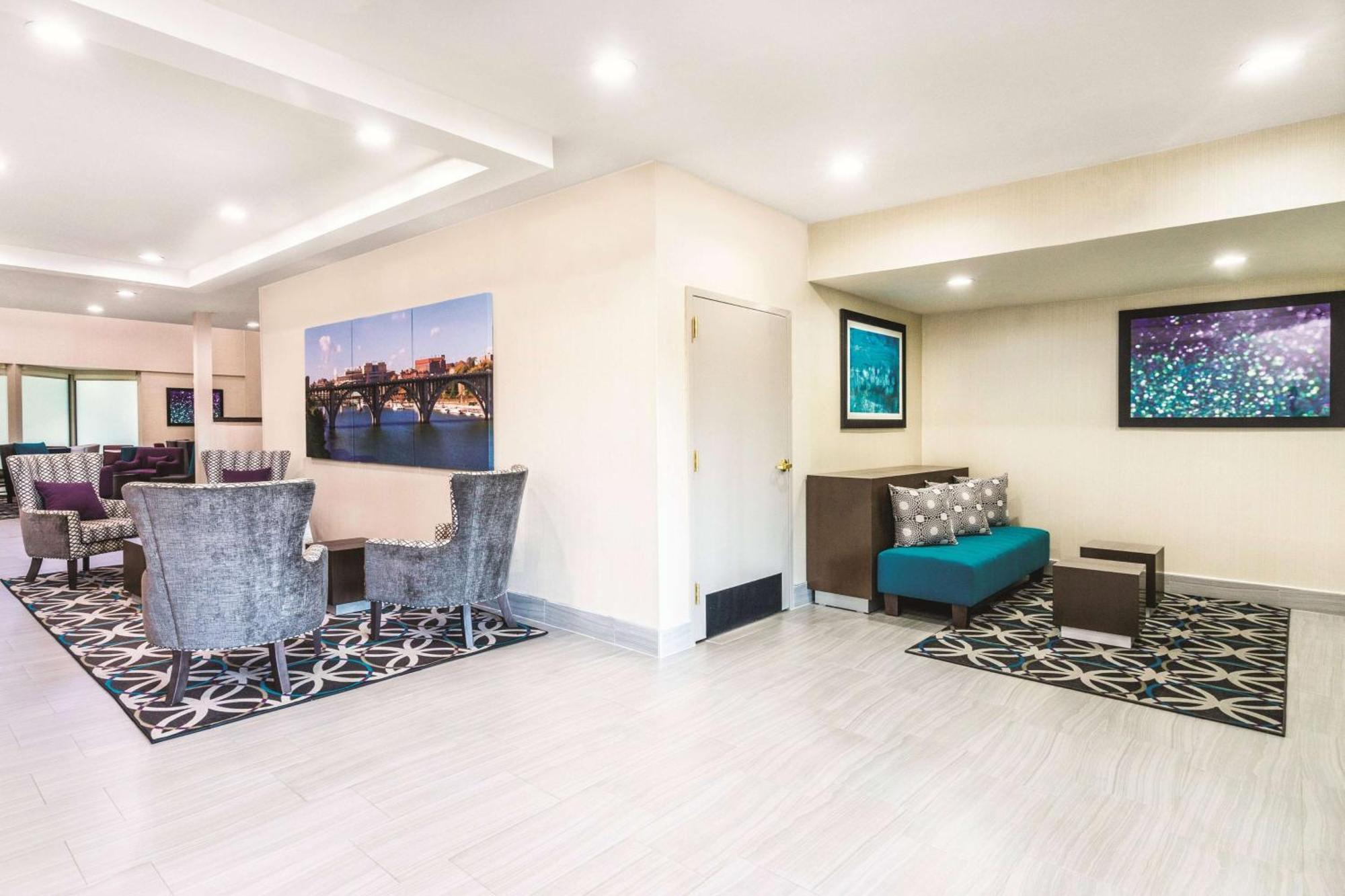 La Quinta By Wyndham Loudon Hotell Eksteriør bilde