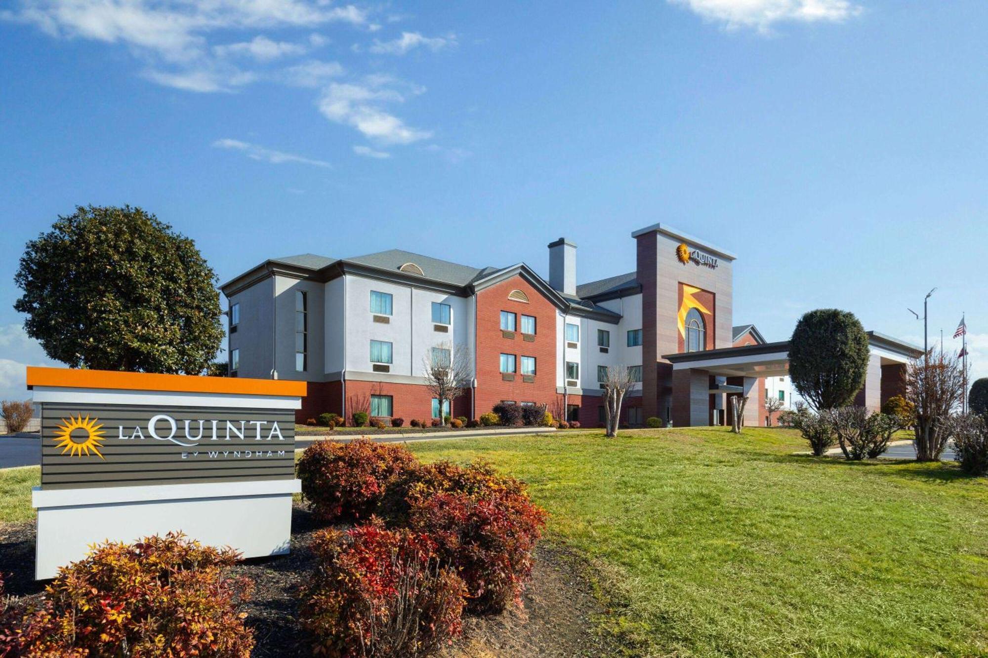 La Quinta By Wyndham Loudon Hotell Eksteriør bilde
