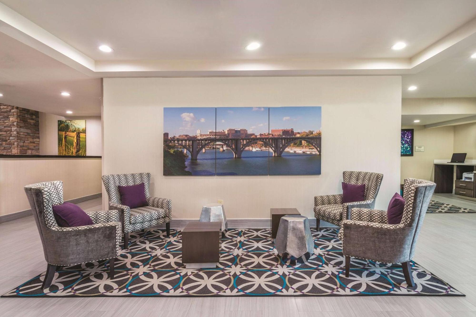 La Quinta By Wyndham Loudon Hotell Eksteriør bilde
